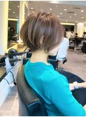 30代、40代/丸みくびれショートボブ×ハイライト/大宮