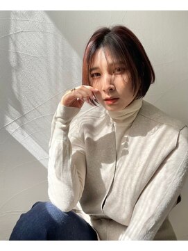 クラン(Chlan) くびれヘア美髪ピンクブラウン切りっぱなしボブ