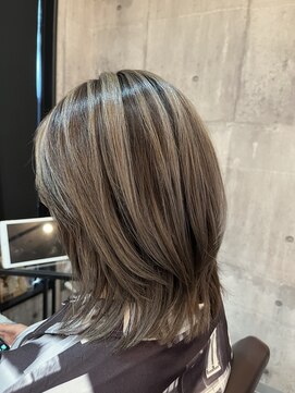 アリア トータルビューティー(Aria total beauty) バレイヤージュスタイル