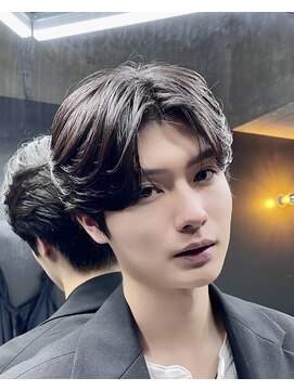 インフィニス 恵比寿(Infinis) 【Infinis】ダウンパーマ×センターパート