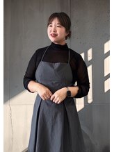 ルッツ(Lutz. hair design) 山下 紗季