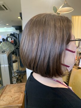 ヘアーメイク ピグレット(HAIR MAKE PIGLET) 前下がりボブ