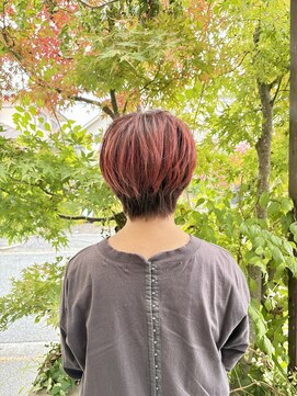 ペスカケイクリエイティブ(PESCA K-CREATIVE) 秋映えレッド×大人ショート