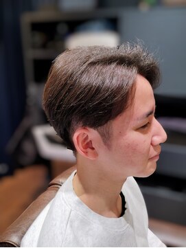 センターパートツーブロ