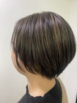 アリエル セバスチャン ハイライトショート