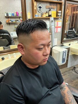アールズ ヘア(R's hair) MEN’S HAIR/波巻きツイストスパイラル/リバースセンターパート