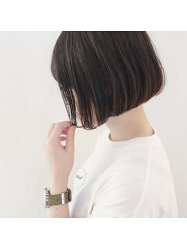 エメールヘア(aimere hair) 暗染めで落ち着いたナチュラルな就活対策カラー