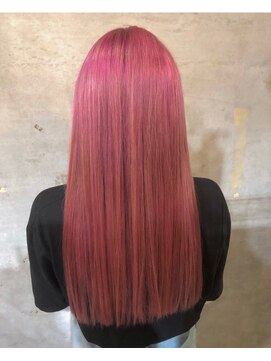 アティック ヘアーデザインアンドリラクゼーション(attic hair design&relaxation) クリアピンク