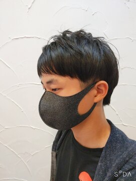 アン(Hair make un) 高校生マッシュツーブロックスタイル