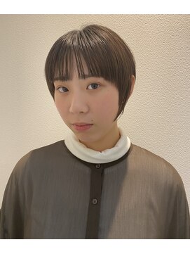 ロズ ショートボブ×イルミナカラー