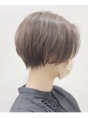 透明感カラー×ショートボブ
