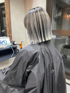 サニー 渋谷(SUNNY) バレイヤージュ、ハイライト、レイヤーロング、グレーベージュ