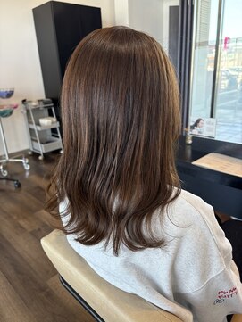 ベージュ系カラー