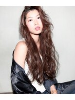 アン ヘア デザイン(un hair design)&nbsp;【　un  】ロング×ウェーブ×グレージュ