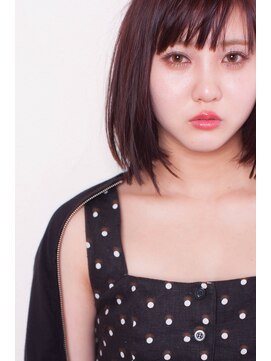 オッジ 六本松店(oggi) パツンと前下がりボブ