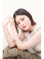 デューク(du c)&nbsp;【センターパート】【切りっぱなし】　【柏原】