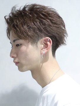 ダダ 本店(D.D.) アップバングリバースショート