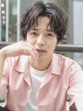 ジョエミバイアンアミ(joemi by Un ami) スパイラルパーマ センターパート ナチュラルパーマ 韓流ヘア