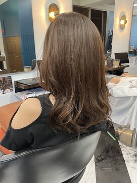 アフロディーテギンザ 神保町(APHRODITE GINZA) カール/セミディ/シアーカラー/姫カット［御茶ノ水/神保町］