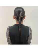 インサイドアウト(IN SIDE OUT+) タイトアレンジ / タイトポニー / ローポニー【IN SIDE OUT＋】