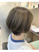 ショートスタイルでも透明感・立体感を