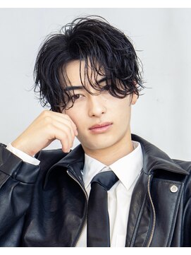 オーシャントーキョー 渋谷(OCEAN TOKYO) 波巻きパーマシャドウパーマフェザーパーマセンターパート韓国