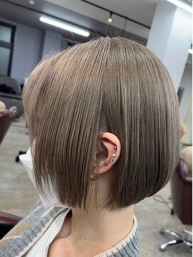 ピークス 西川口東口(PEQSS) ショートボブ×ハイトーンカラー【西川口】