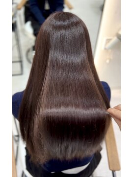 ジーナ 博多筑紫口(Zina) 【輝士】大人気暖色艶髪カラー×髪質改善トリートメント