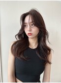 《韓国風ヘア》前髪長めのセンターパート顔まわりロングレイヤー