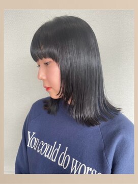 ヨイク(YOIKU) ストレートレイヤースタイル