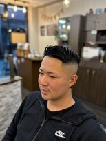 ラムール&nbsp;サイドパートスキンハイフェード