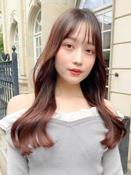 レア 表参道(L'ea) ピンクベージュ前髪イメチェンアンブレラカラークールショート