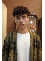 エディ(Edy)&nbsp;メンズスペインカールメンズパーマ刈り上げ外国人風眉毛カット