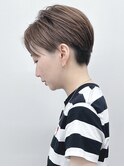 *刈り上げベリーショートハンサムショート女子前下がりショート
