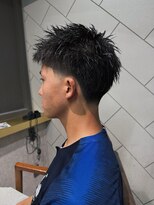 ハイセンス(HISENSE)&nbsp;メンズカットバーバーヘアテーパーフェードベリーショート【GIA