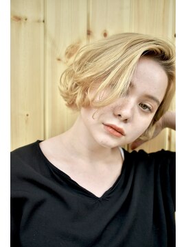 ブゾン(buZon) 外国人風ナチュラルボブ