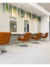 アーサス ヘアー デザイン 石岡店(Ursus hair Design by HEADLIGHT) スタッフ 募集