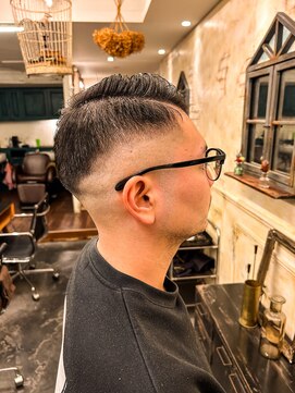 アンテナ(ANTENA) 男性大歓迎☆スキンフェード☆★30代お客様施術後★☆