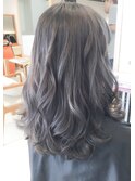 大人可愛いブルーアッシュグレージュカラー　ダブルカラー