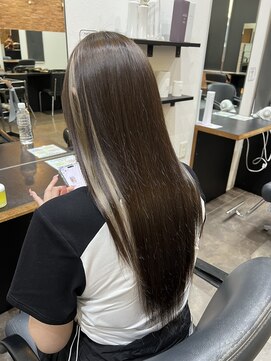 ヨンセンチメートル 野々市店(4ｃｍ) インナーカラー×髪質改善トリートメント