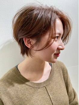 ラボアン 梅田店(lab.em.)の写真/可愛いだけじゃない、綺麗め大人スタイルも人気＊ご自宅でも簡単にスタイリングできるこだわりカットに感動