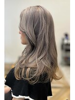 グランデュール 焼津店(GRANDEUR)&nbsp;ブロンドカラー、顔回りレイヤー