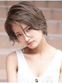 大人ショートボブ流し前髪小顔ボブ丸みシルエット　渋谷　表参道