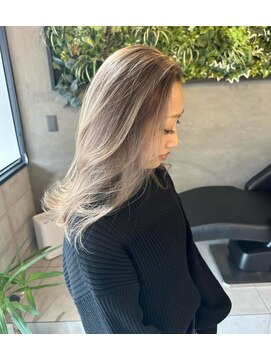 ヌエン 渋谷(NU/EN) 大人のグレージュシャドールーツ