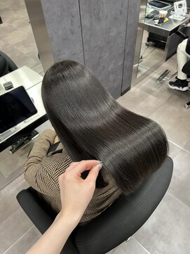 【CYNTHIA/saaya】 オリーブベージュ/髪質改善/柔らかカラー