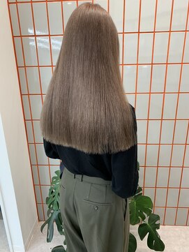 PELE原宿/ブリーチなしダブルカラー/ハイトーン/ケアブリーチ【3月上旬OPEN(予定)】 着物ヘア/大人ガーリー/ダークアッシュ/似合わせカット/原宿