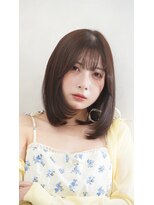 シアバイルーシー(SIA by LUCEY)&nbsp;暖色カラーブリーチなしピンクボルドーカラーレイヤーカット赤髪