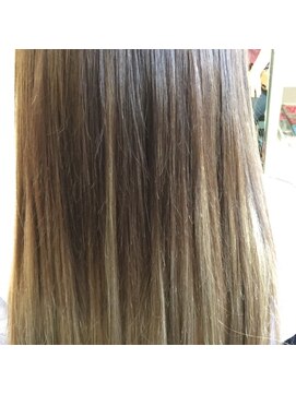 ウィット アンド ラファム Wit &La Famme グラデェーションエクステをより自然に