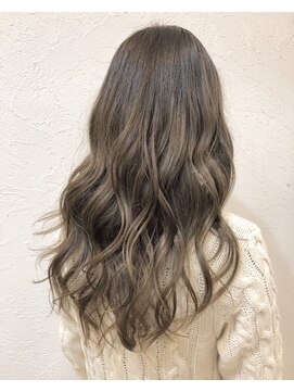フィオーレヘアミューズ(FIORE hair muse) シルキーベージュ