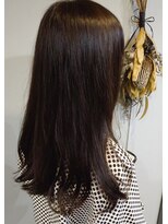 ウィーク 梅田(UiiC)&nbsp;大人かわいいナチュラルカラー&毛先パーマ